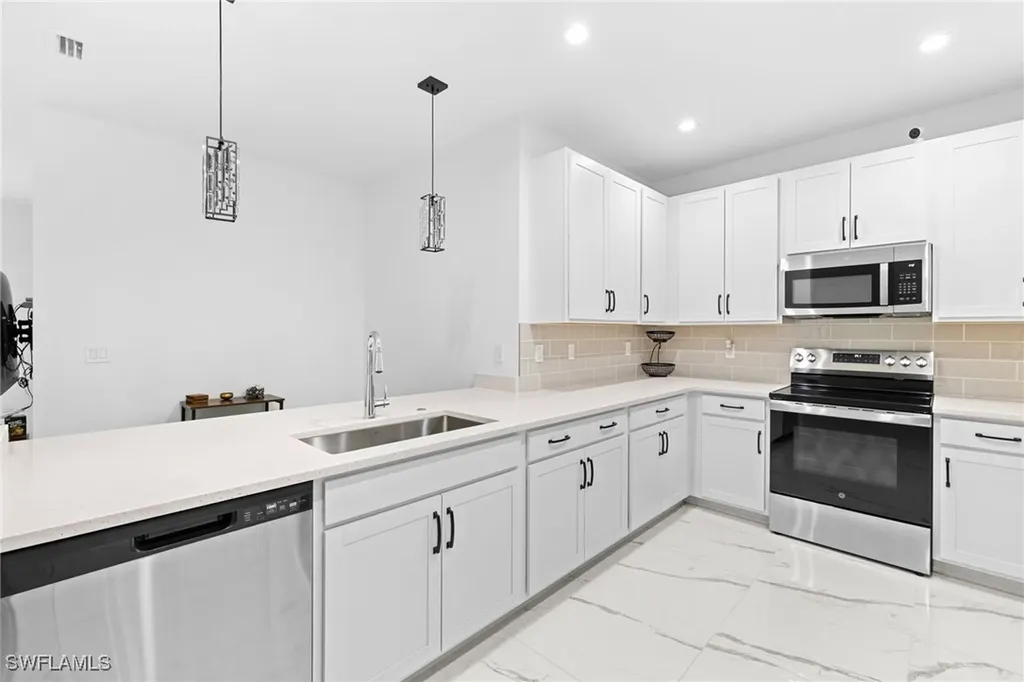 13016 Georges Cay Place Fort Myers FL 33913