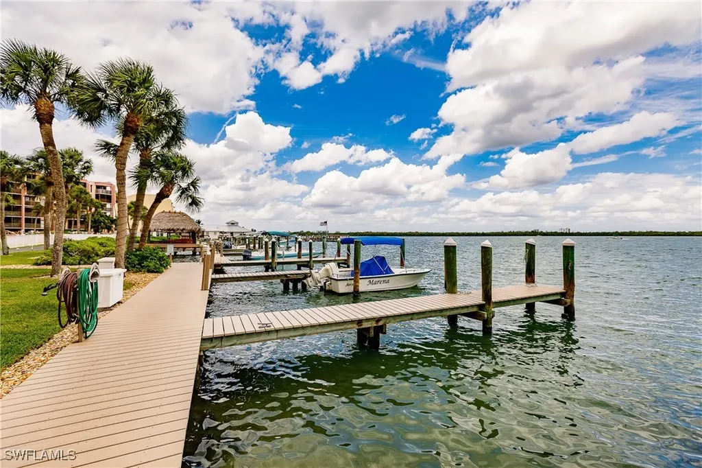 1085 Bald Eagle Drive Marco Island FL 34145