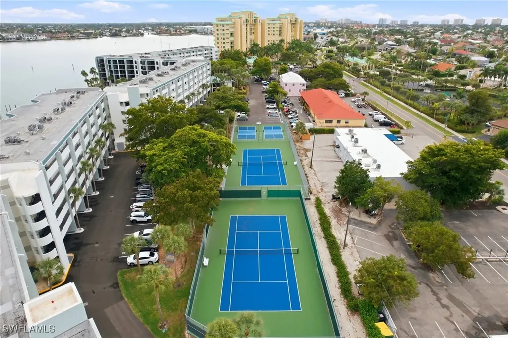 1085 Bald Eagle Drive Marco Island FL 34145