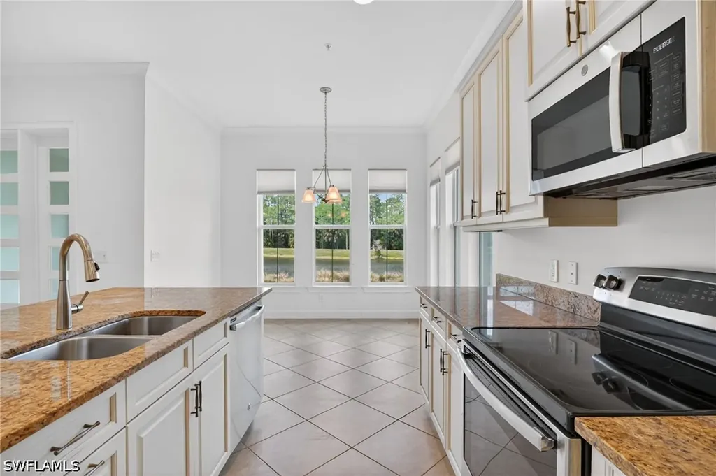 6573 Dominica Drive Naples FL 34113
