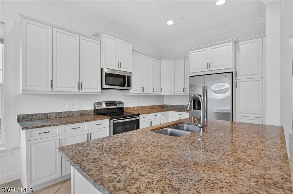 6573 Dominica Drive Naples FL 34113