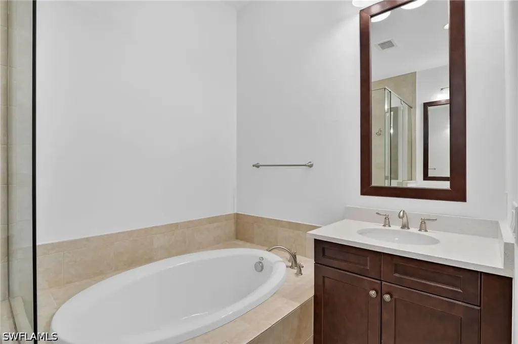 6573 Dominica Drive Naples FL 34113