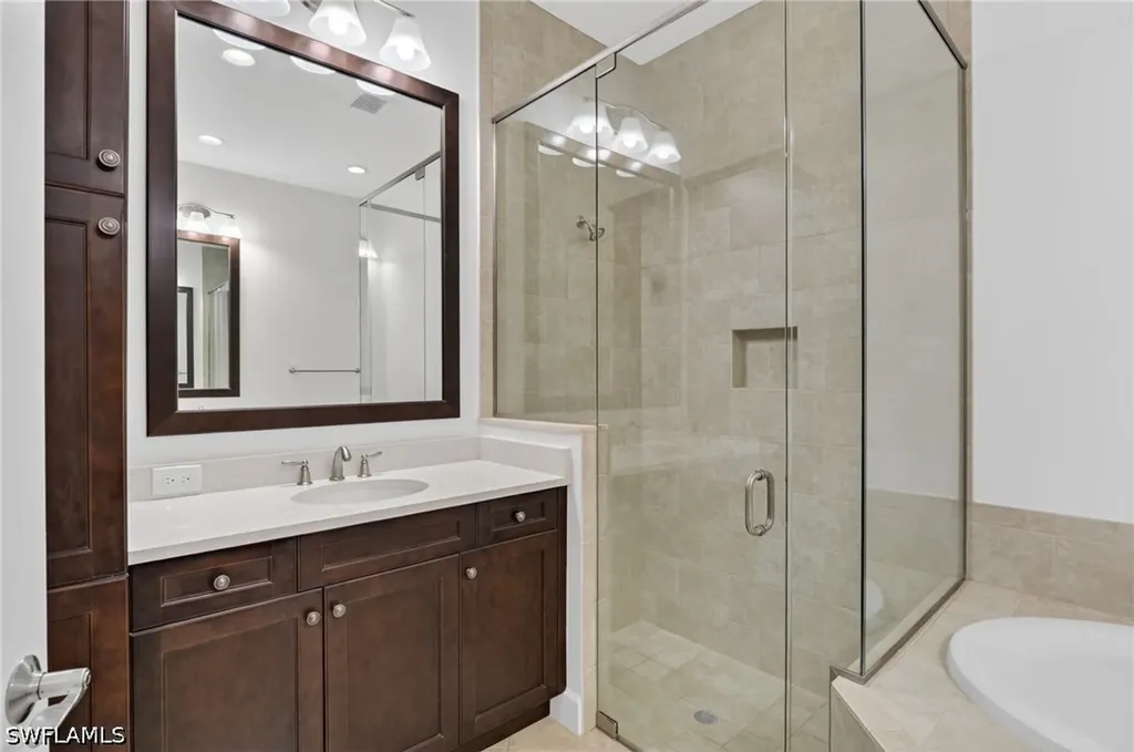6573 Dominica Drive Naples FL 34113
