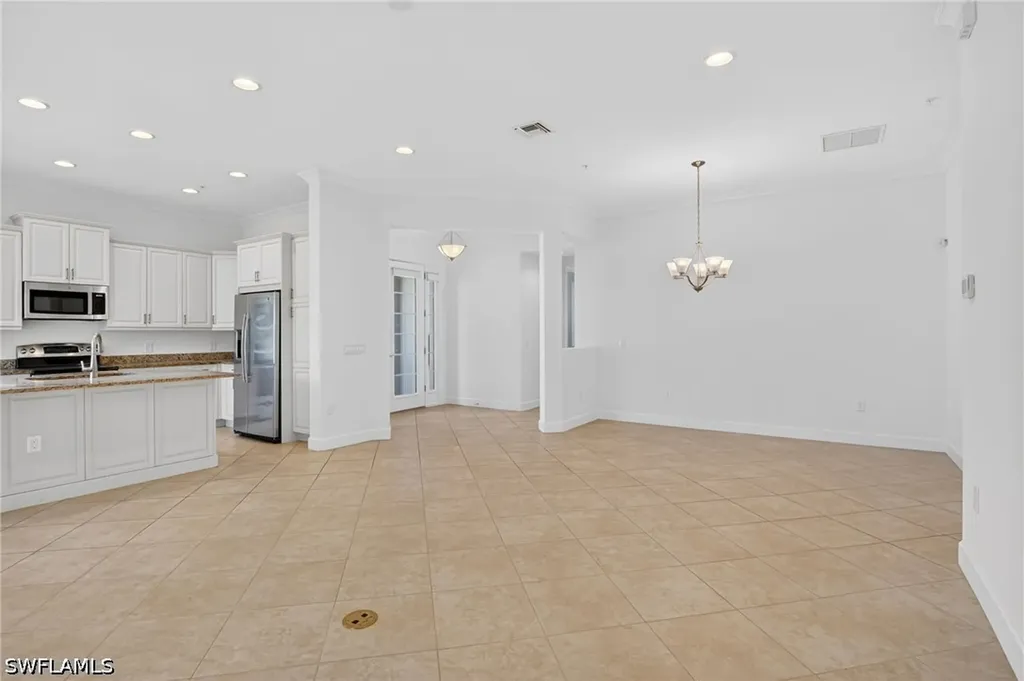 6573 Dominica Drive Naples FL 34113