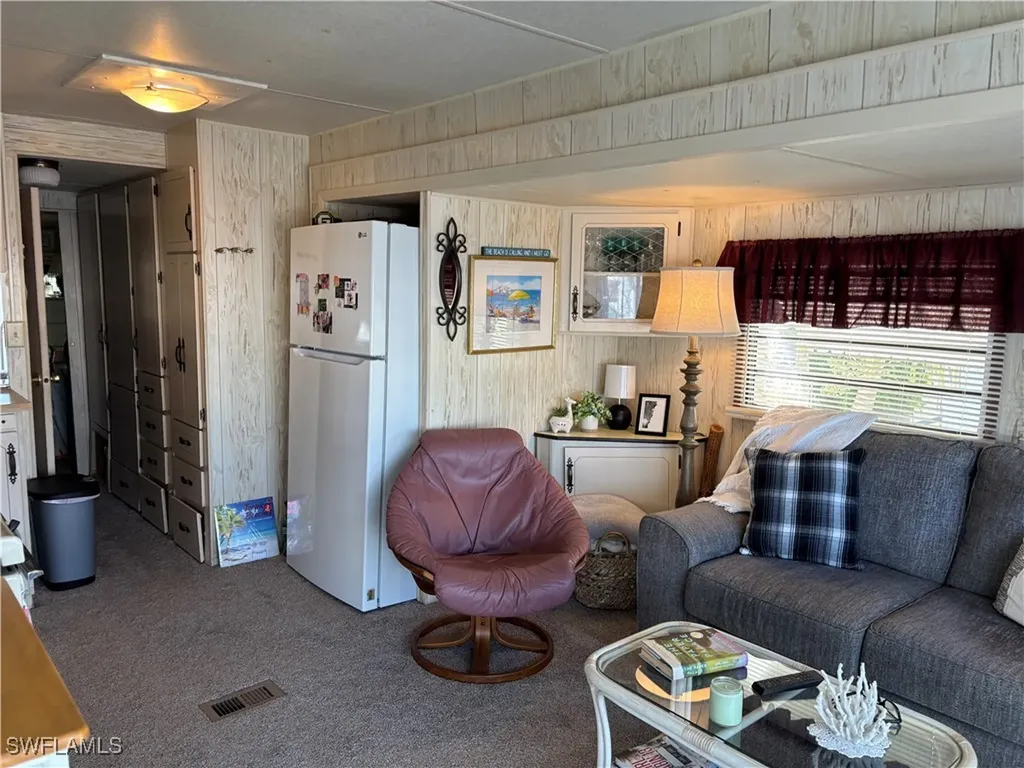 9 Jade Drive Naples FL 34114