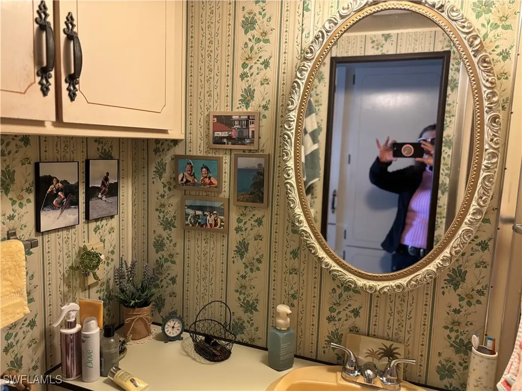 9 Jade Drive Naples FL 34114