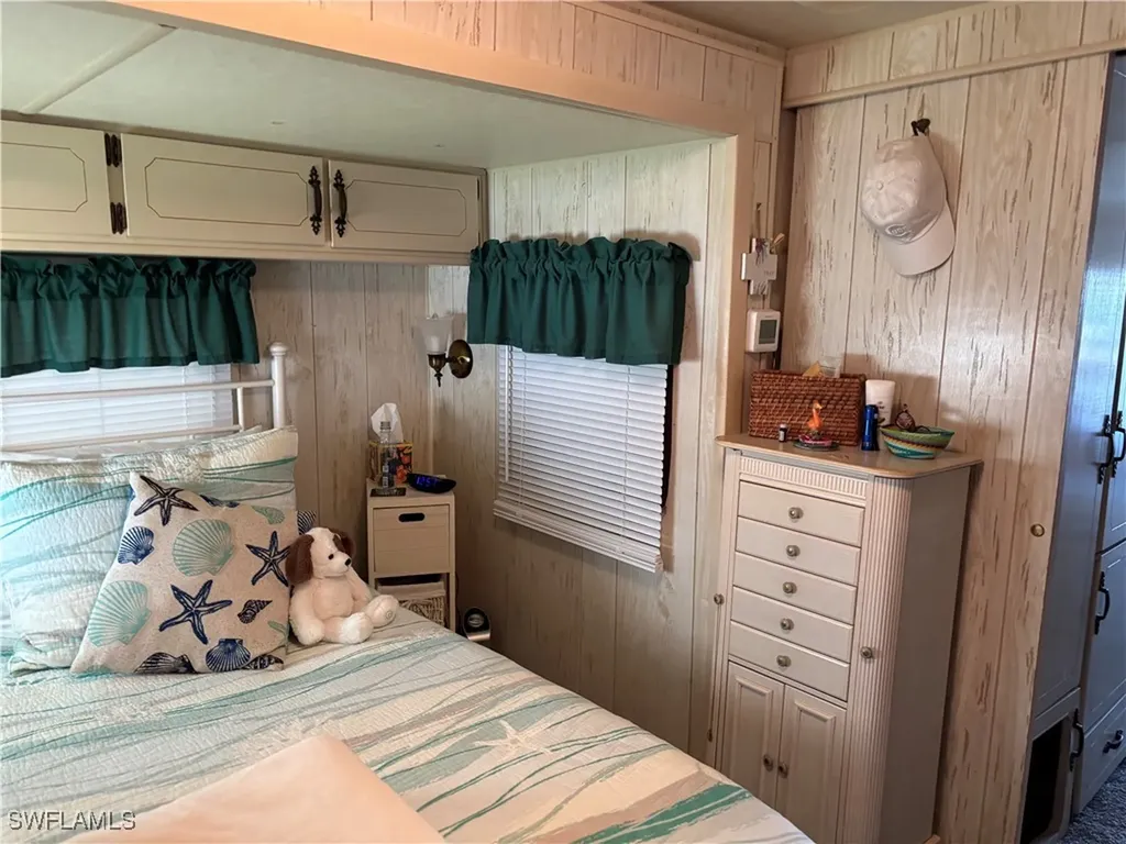 9 Jade Drive Naples FL 34114