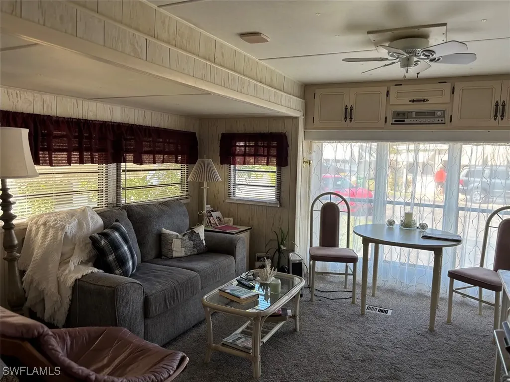 9 Jade Drive Naples FL 34114