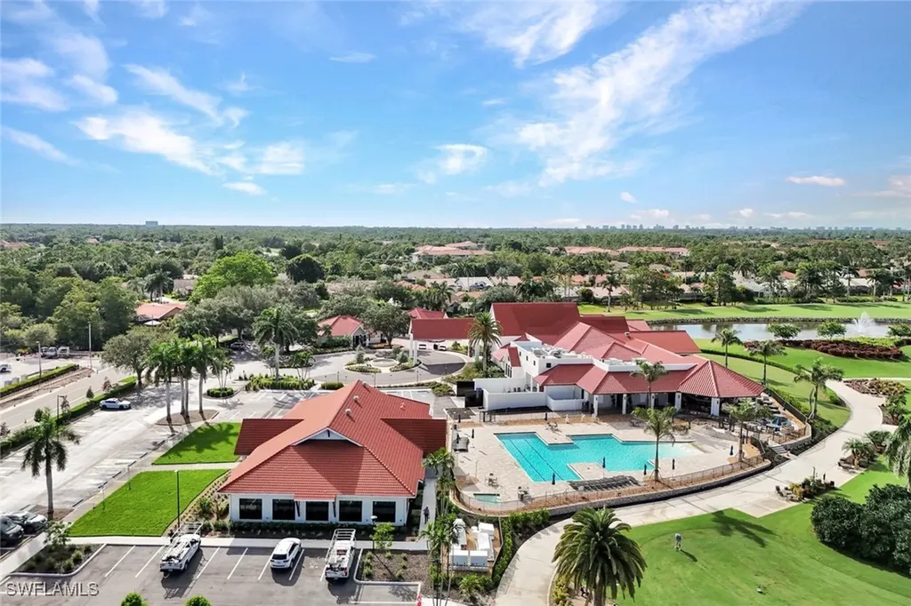 7360 Glenmoor Lane Naples FL 34104