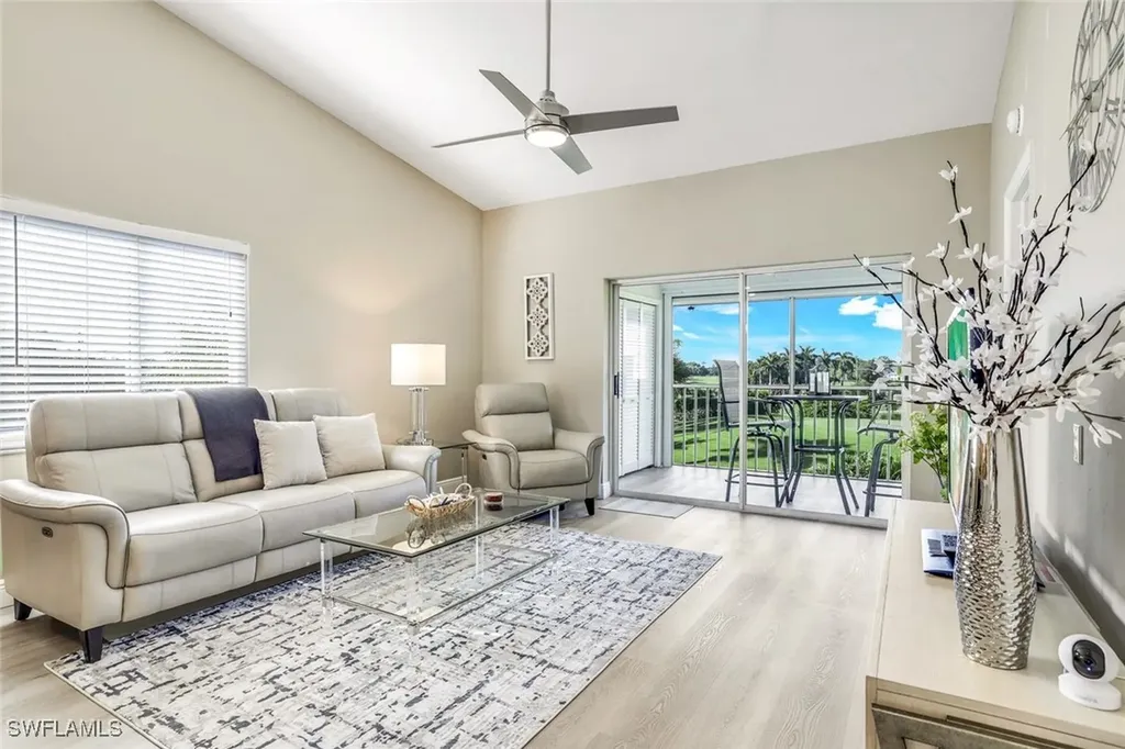 7360 Glenmoor Lane Naples FL 34104