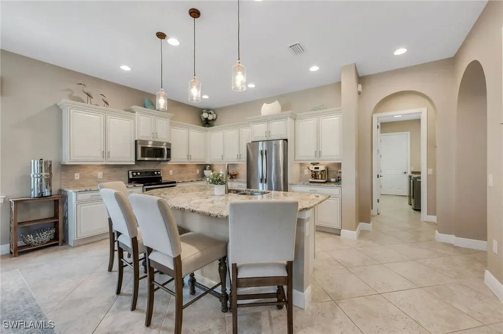 10185 Belcrest Boulevard Fort Myers FL 33913