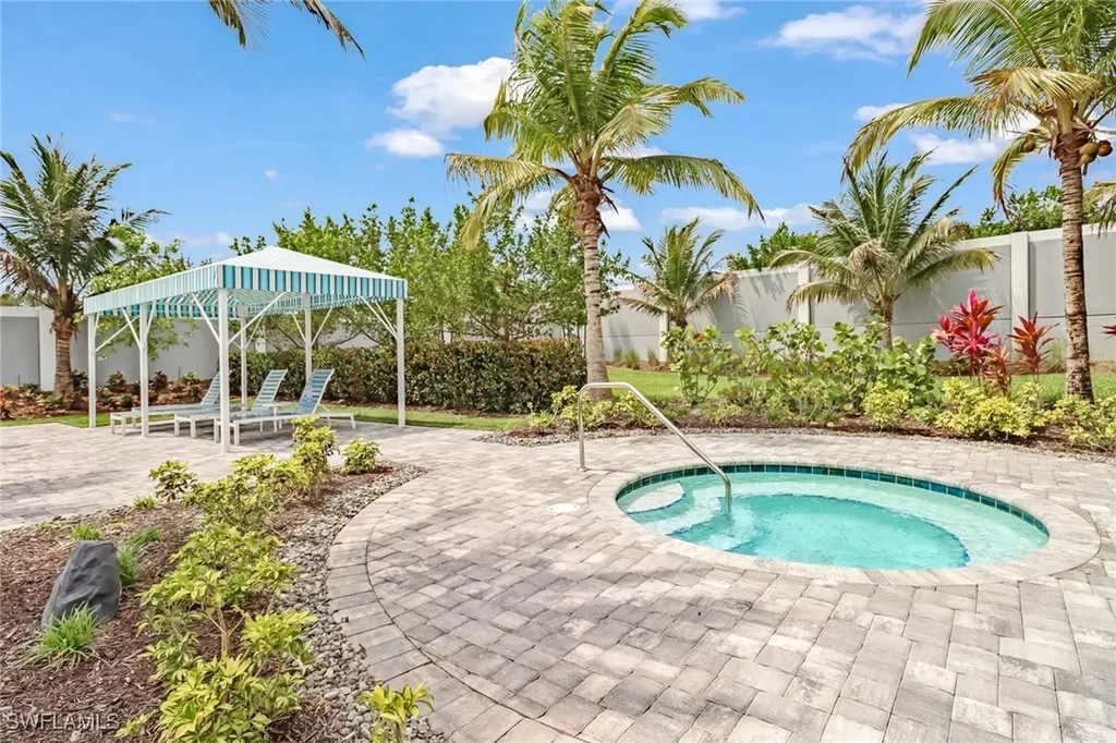 2647 Seychelles Circle Seychelles FL 34112