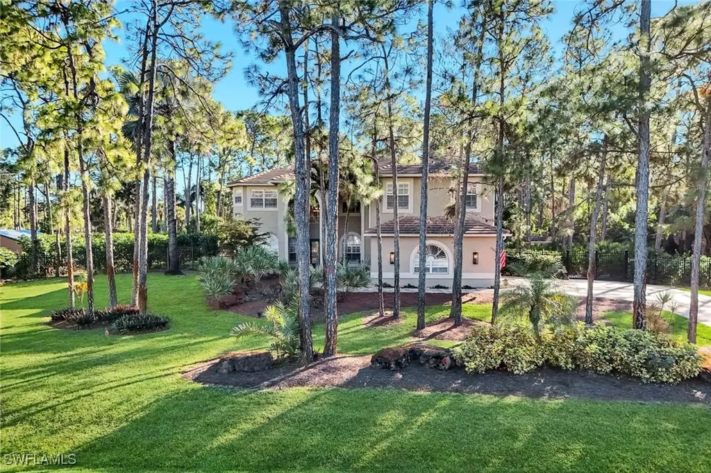 25295 Catskill Drive Bonita Springs FL 34135