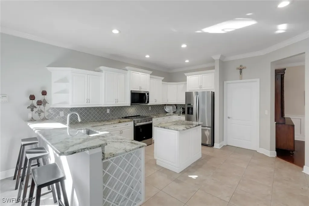 25295 Catskill Drive Bonita Springs FL 34135