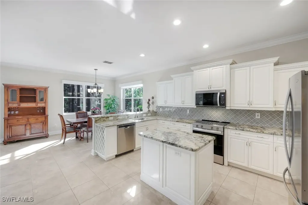 25295 Catskill Drive Bonita Springs FL 34135