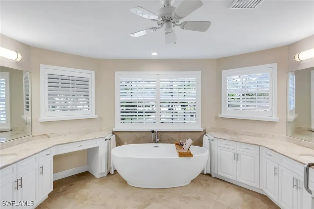 25295 Catskill Drive Bonita Springs FL 34135