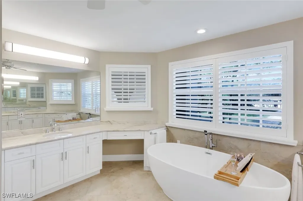 25295 Catskill Drive Bonita Springs FL 34135