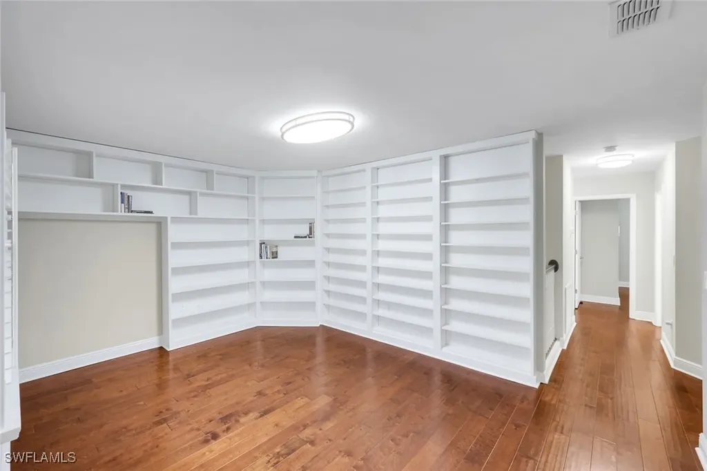 25295 Catskill Drive Bonita Springs FL 34135