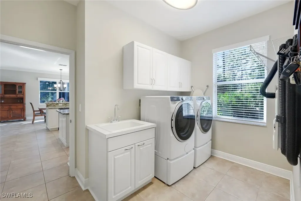 25295 Catskill Drive Bonita Springs FL 34135