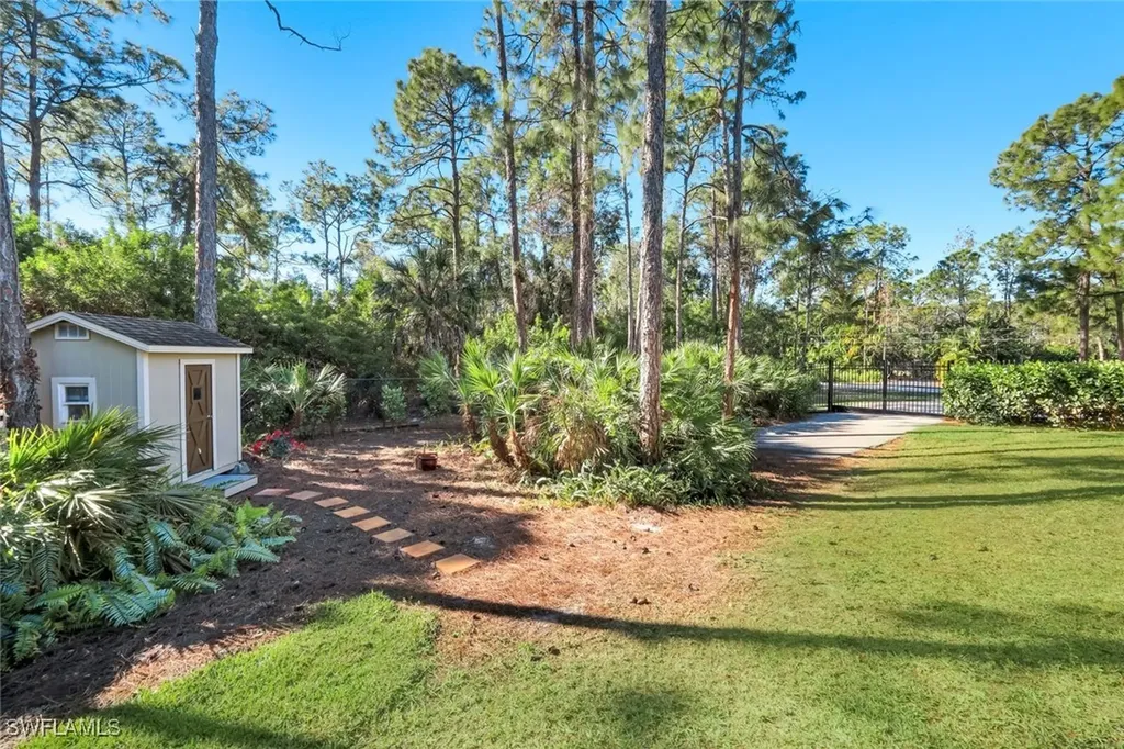 25295 Catskill Drive Bonita Springs FL 34135