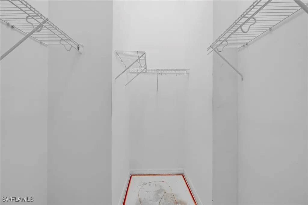 9390 Sun River Way Estero FL 33928