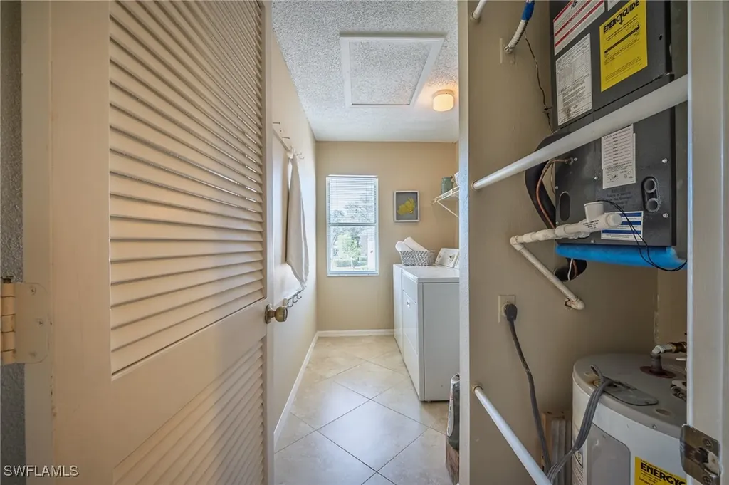 613 Squire Circle Naples FL 34104