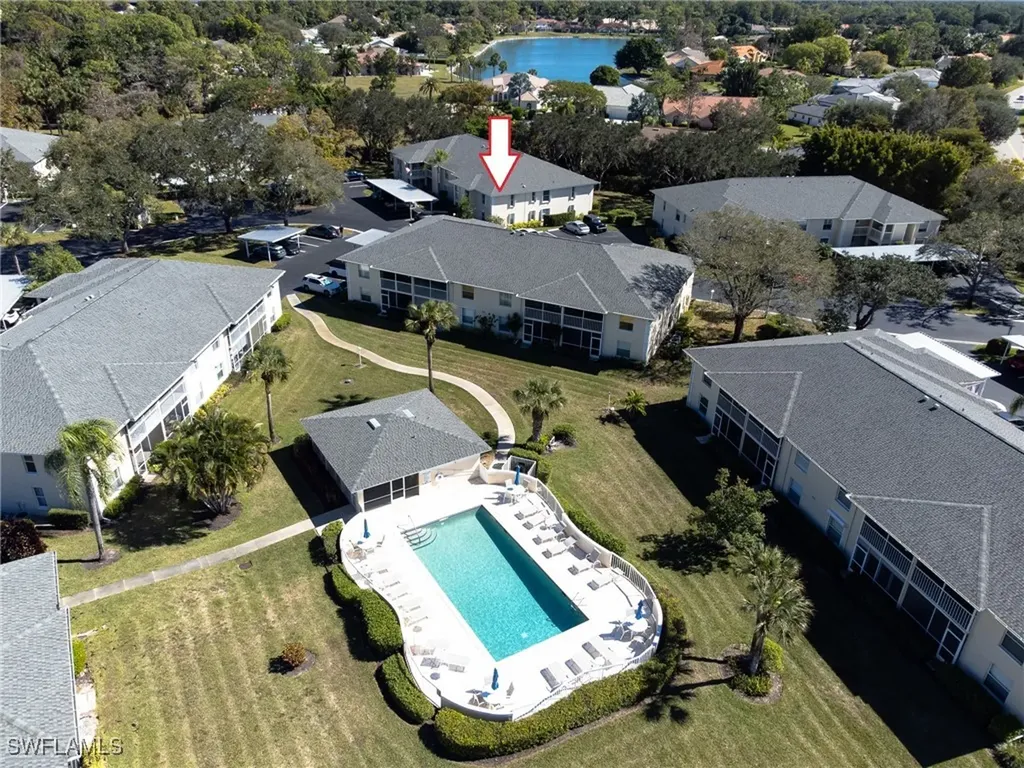 613 Squire Circle Naples FL 34104