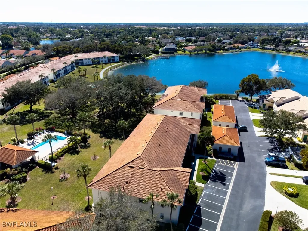 613 Squire Circle Naples FL 34104