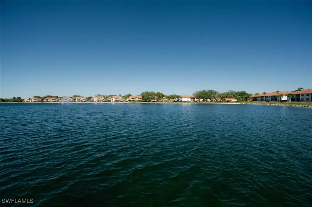 613 Squire Circle Naples FL 34104