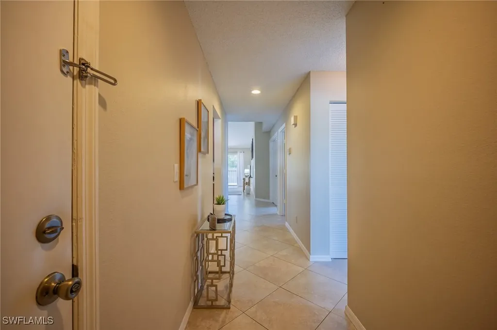 613 Squire Circle Naples FL 34104