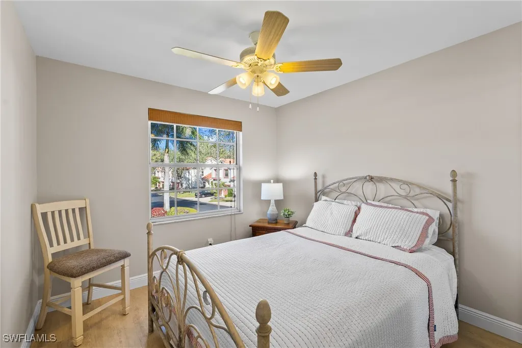 541 Windsor Square Naples FL 34104