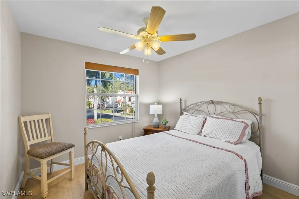 541 Windsor Square Naples FL 34104
