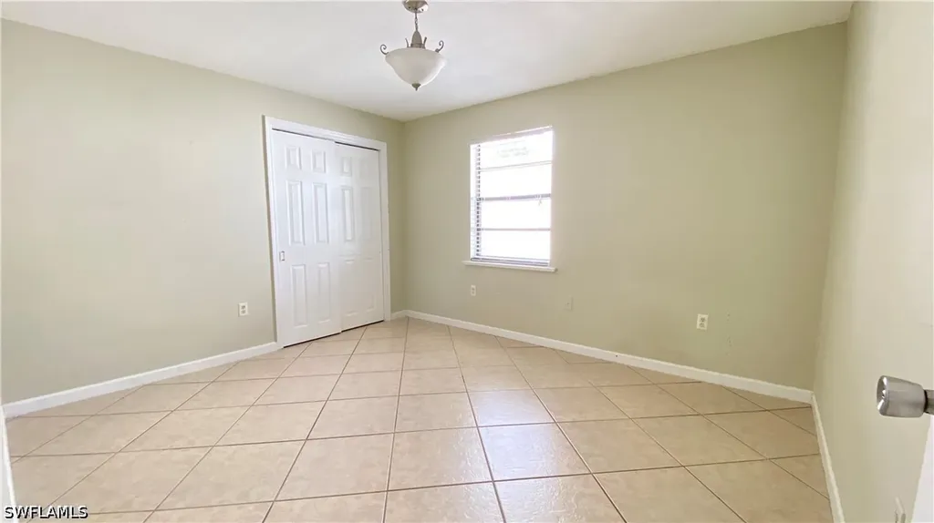 814 109th Avenue N Naples FL 34108
