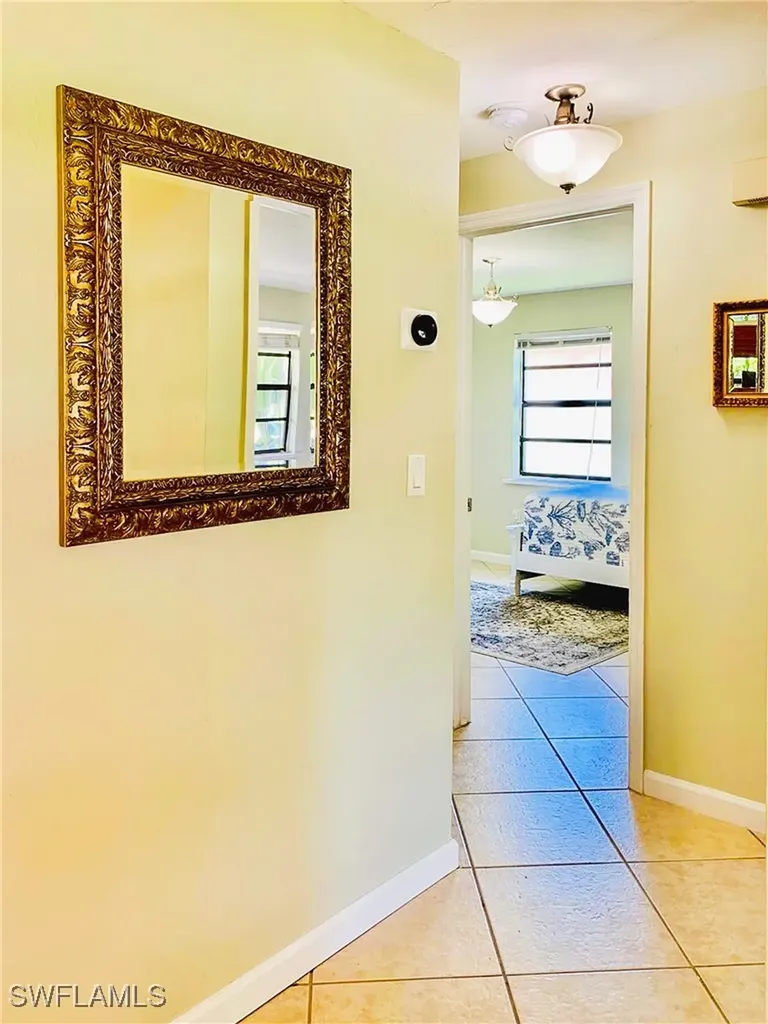 814 109th Avenue N Naples FL 34108