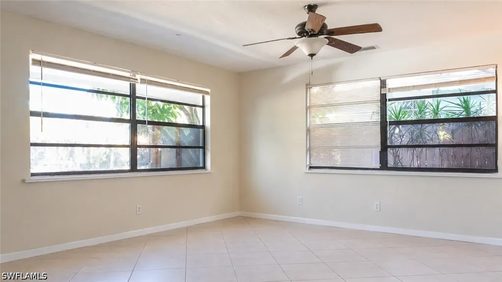 814 109th Avenue N Naples FL 34108