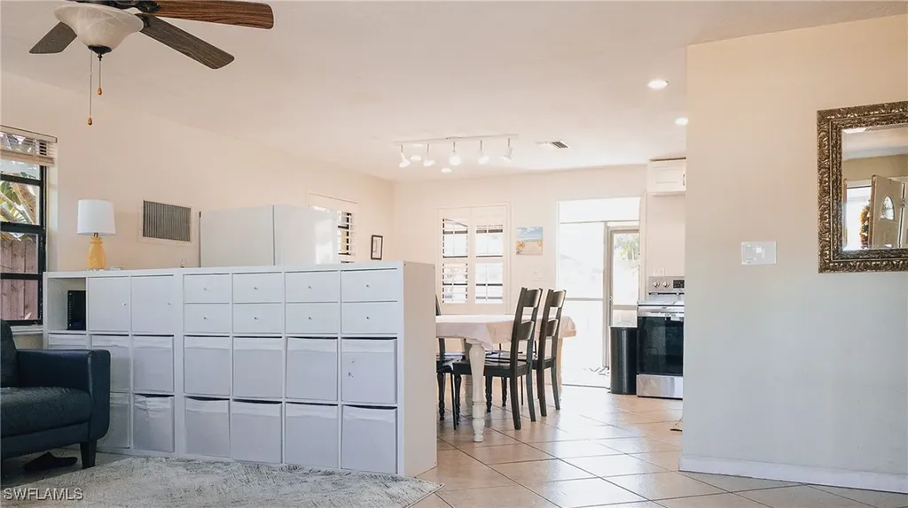 814 109th Avenue N Naples FL 34108