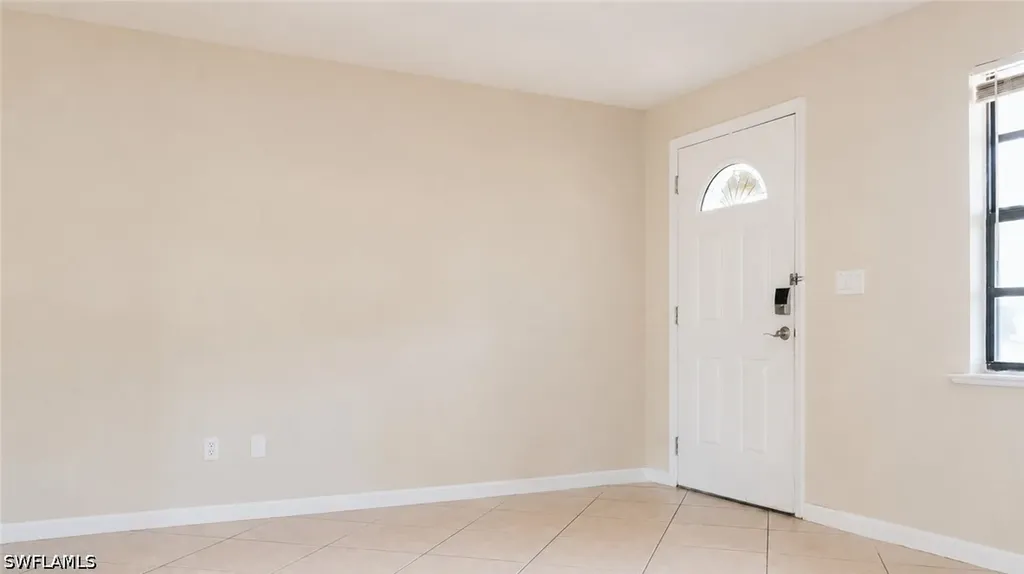 814 109th Avenue N Naples FL 34108