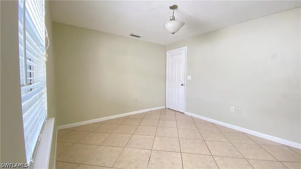 814 109th Avenue N Naples FL 34108