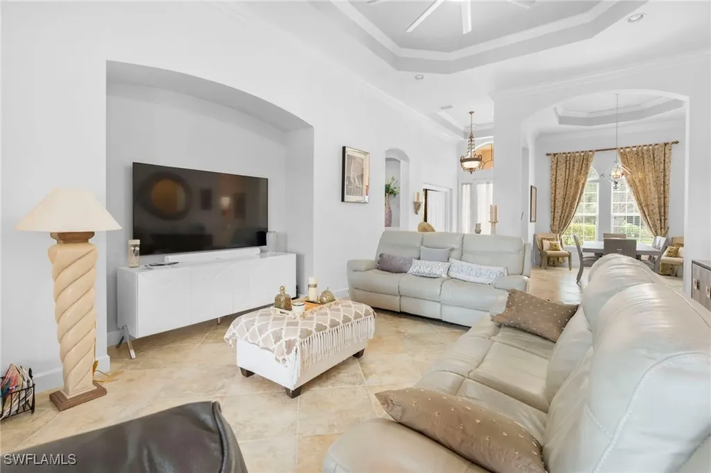 8095 Piedmont Drive Naples FL 34104