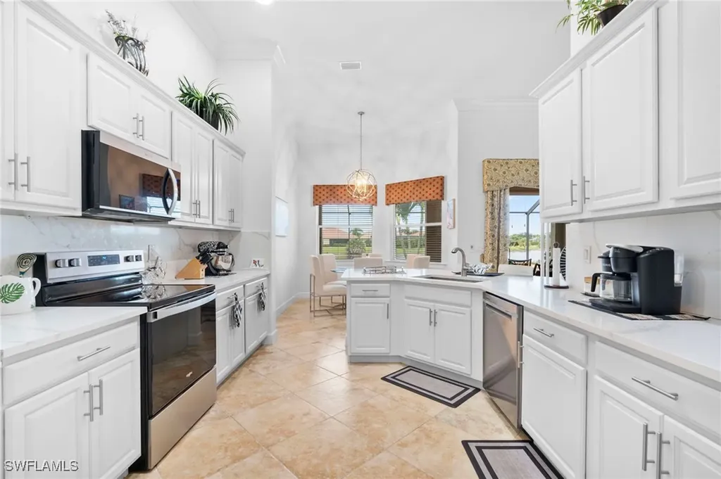 8095 Piedmont Drive Naples FL 34104