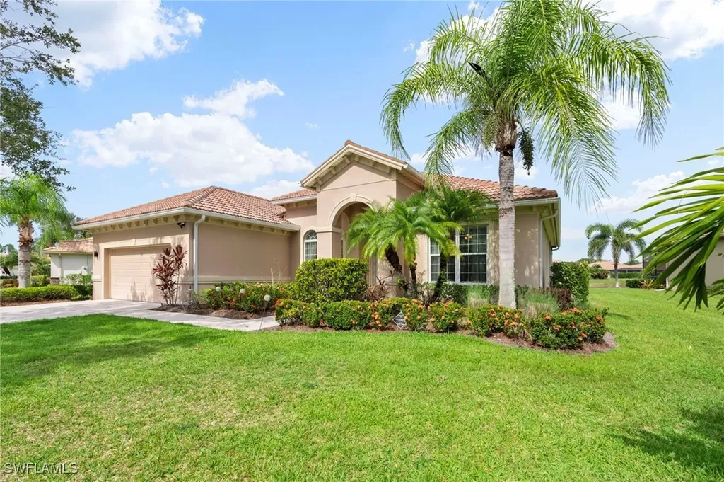 8095 Piedmont Drive Naples FL 34104