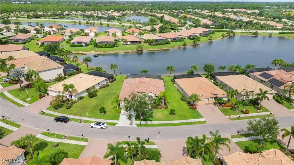 8095 Piedmont Drive Naples FL 34104