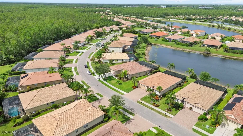 8095 Piedmont Drive Naples FL 34104