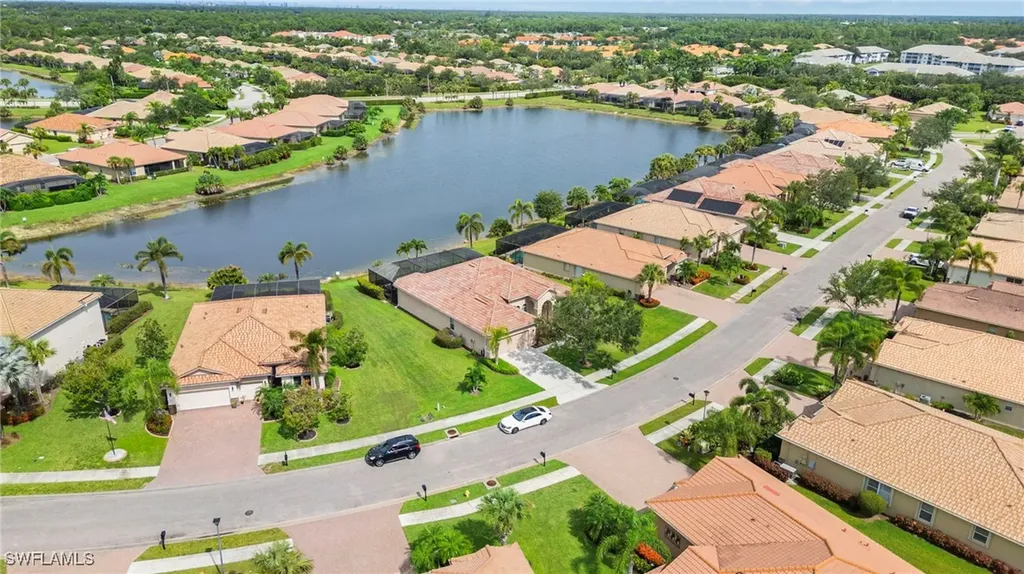 8095 Piedmont Drive Naples FL 34104
