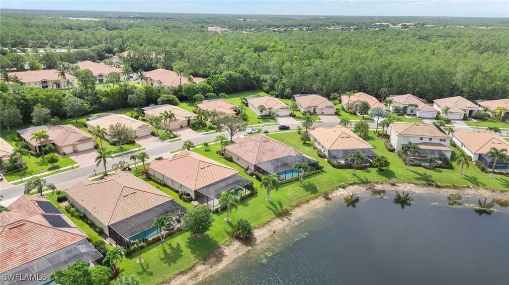 8095 Piedmont Drive Naples FL 34104