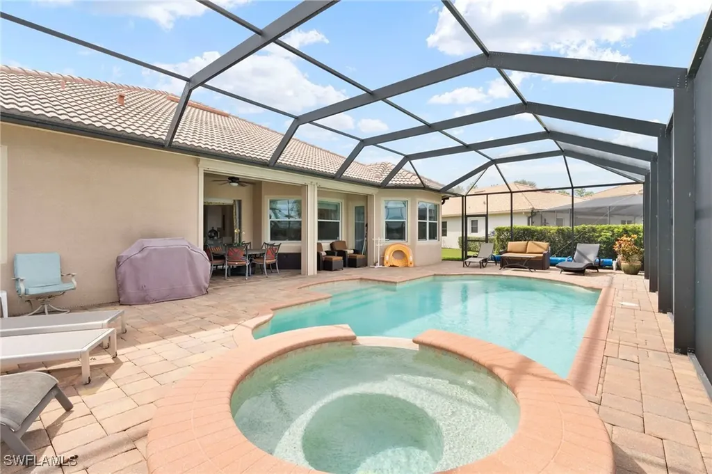 8095 Piedmont Drive Naples FL 34104