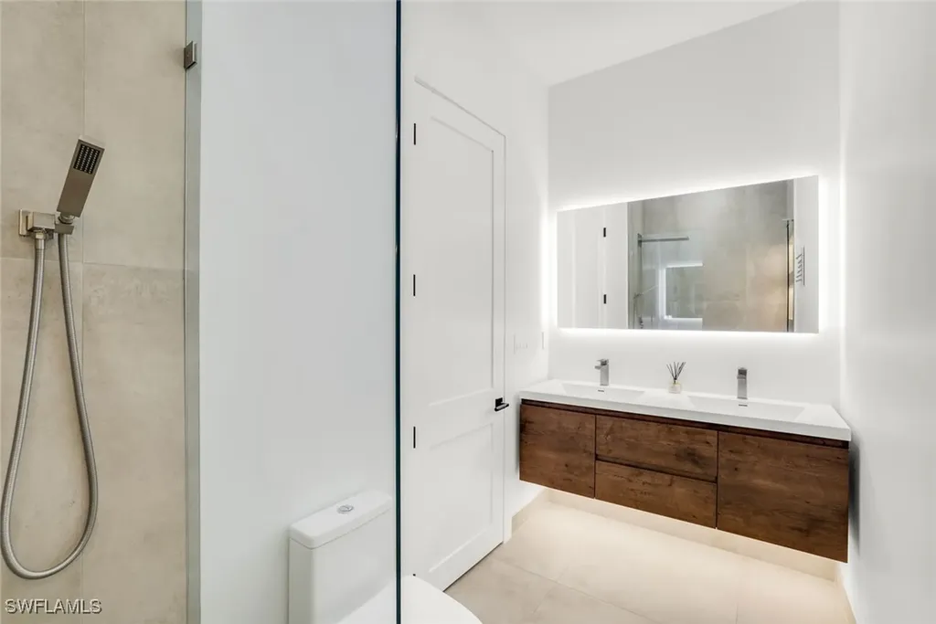 10771 6th Street Naples FL 34108