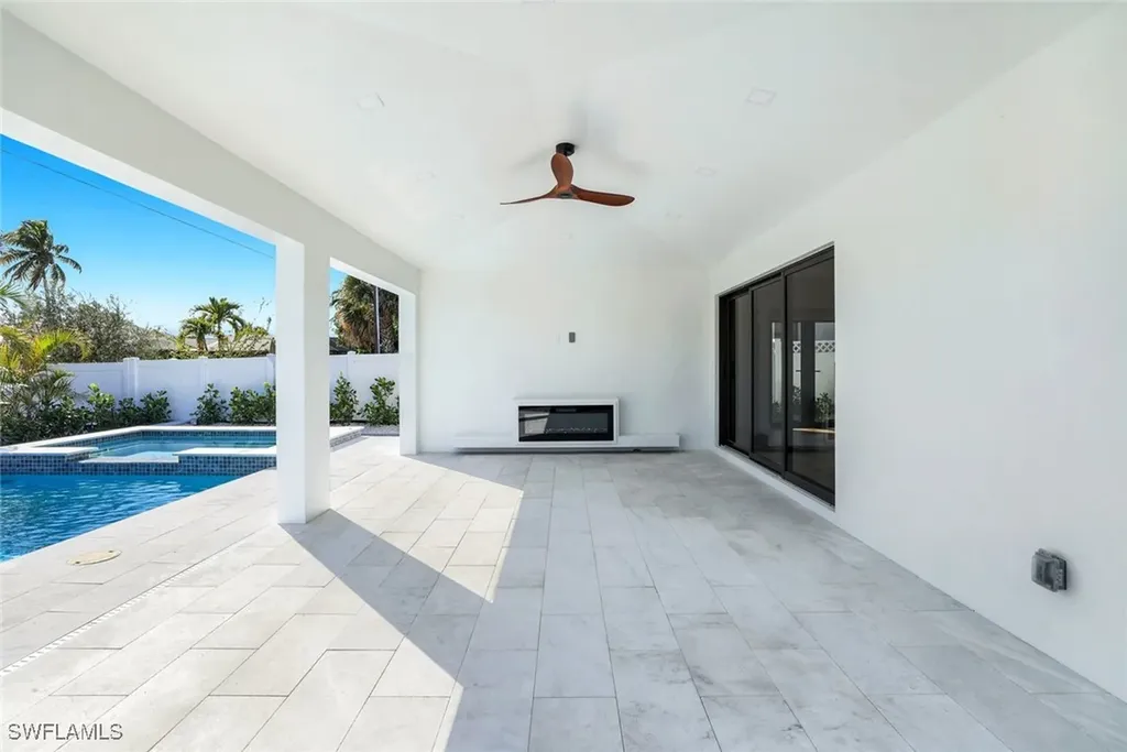 10771 6th Street Naples FL 34108