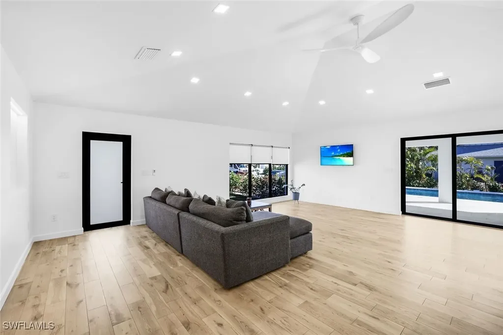 10771 6th Street Naples FL 34108