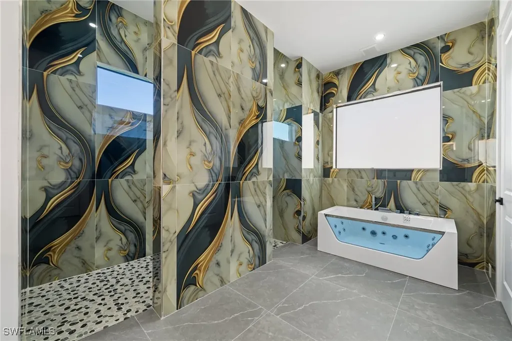 109 SW 37th Place Cape Coral FL 33991